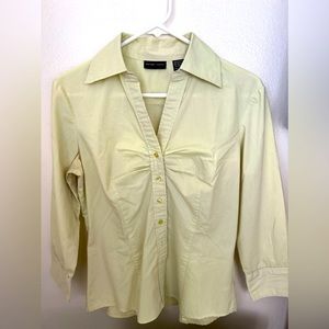 New York and Co. 3/4 sleeve shirt. Lime green color.